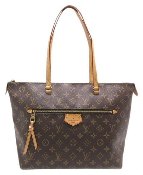 discontinued lv bags 2021|louis vuitton discontinued crossbody bags.